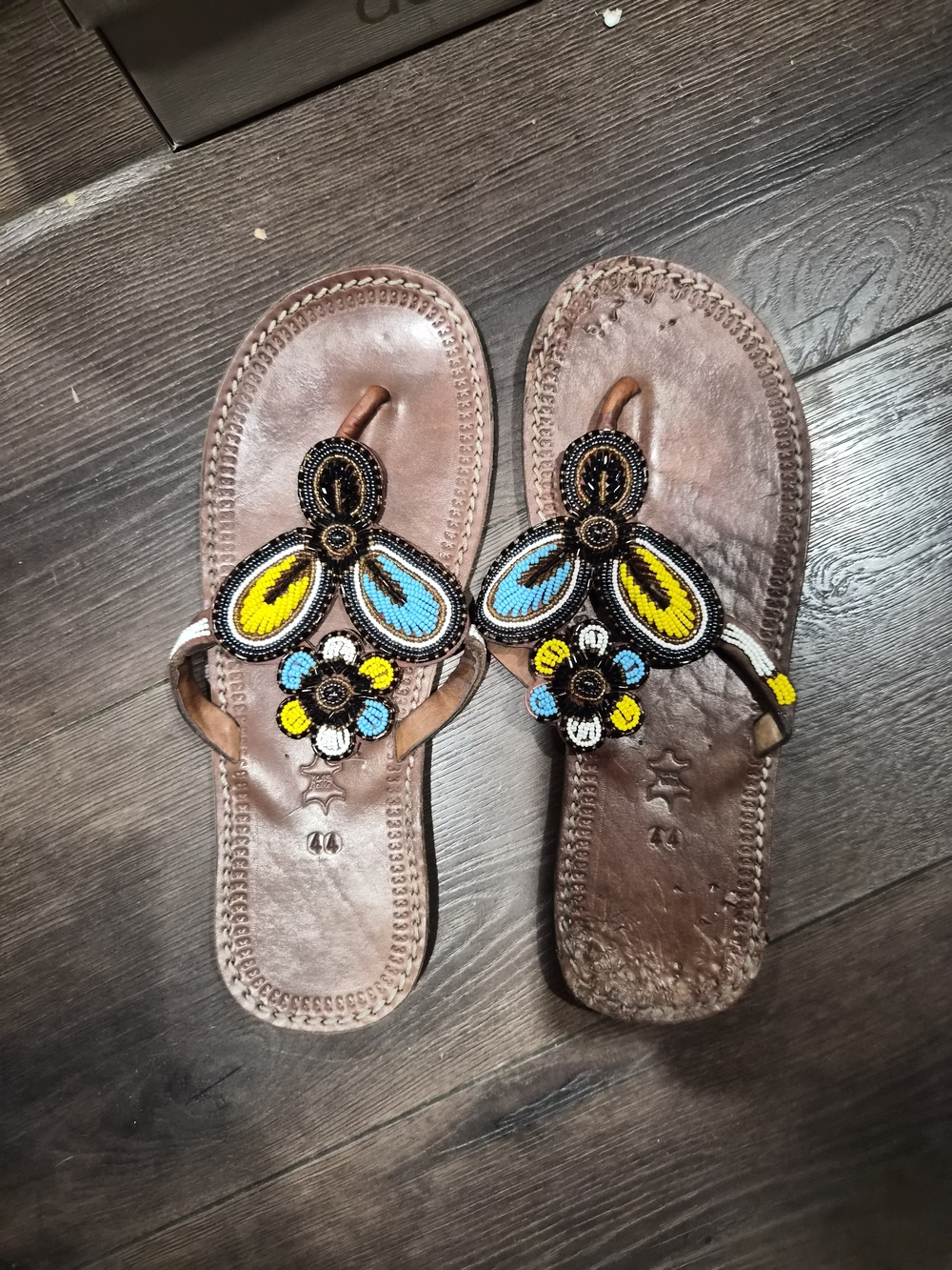 Genuine Brown Leather Beaded Floral Thong Sandals - Yellow & Turquoise